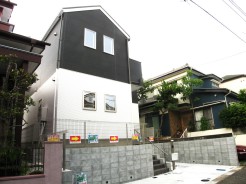 北東側から撮影