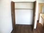 １号棟　洋室５．７帖の収納